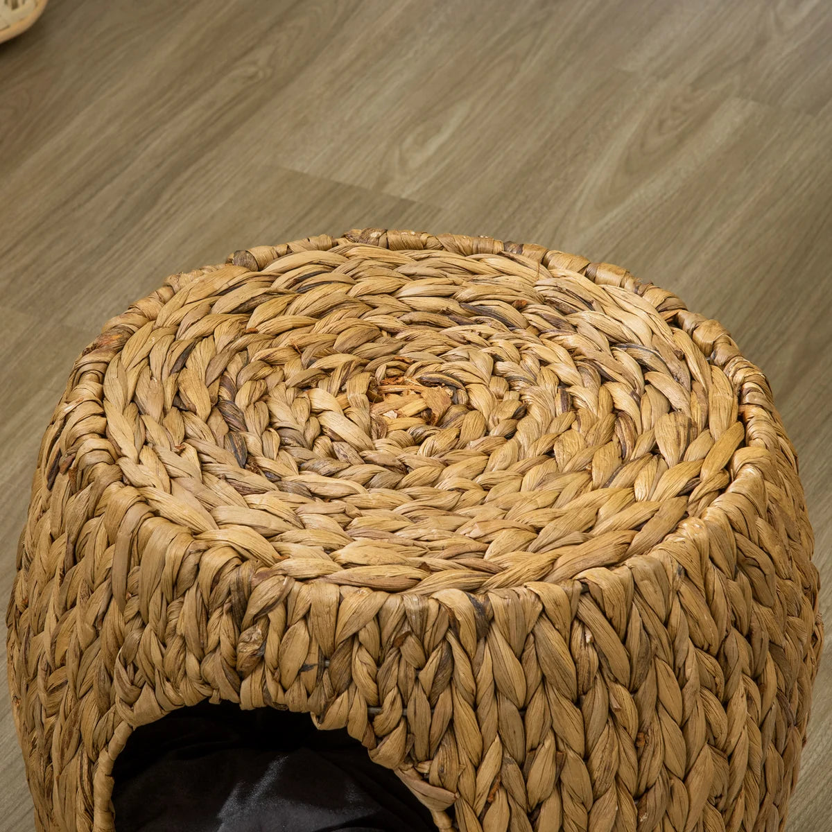 Wicker Cat Cave & Stool with Washable Cushion – Light Brown | 44 × 43 × 41cm